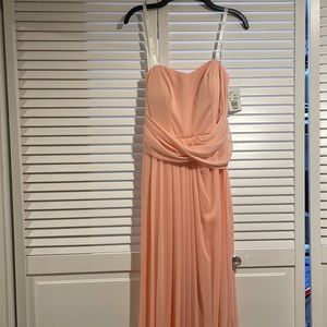 David’s Bridal Peach 🍑 or Bellini color dress in size 6